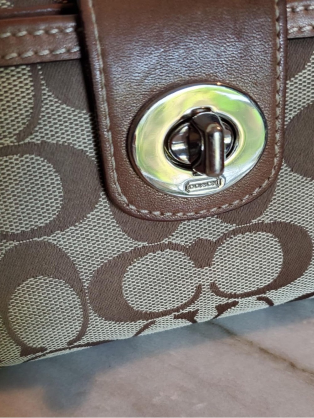 Coach Beige and Brown Signature Turnlock Wallet - Picture 2 of 13